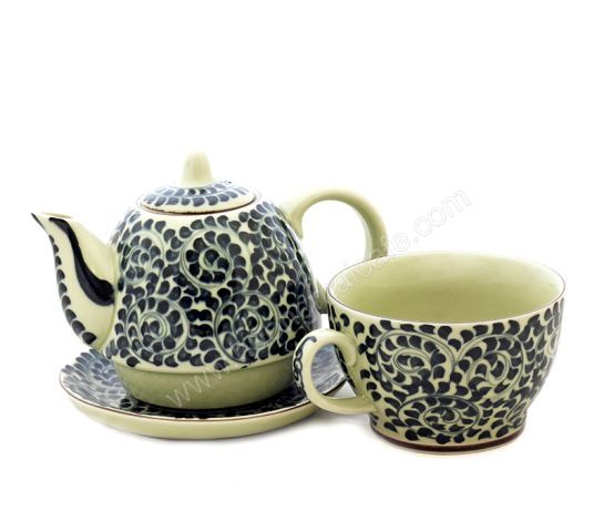 Pair Teapot & Cups floral wire