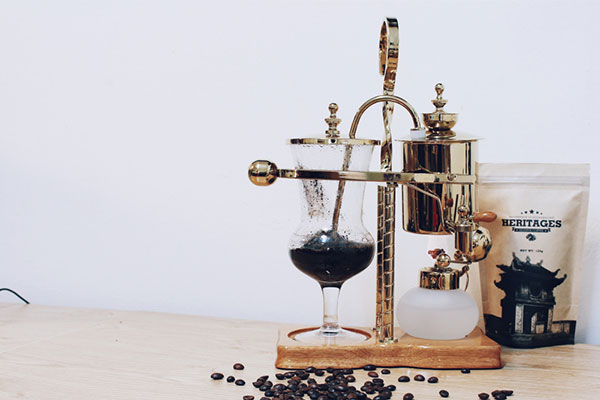 THE ROYAL BALANCE COFFEE MAKER THE ROYAL BALANCE COFFEE MAKER