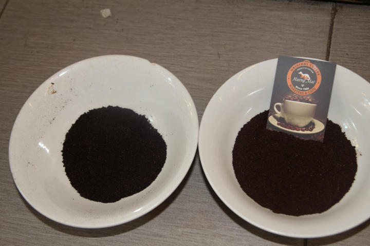 Pure coffee has nice brown color, mean while the fake one is black and its powder stick on the bowl