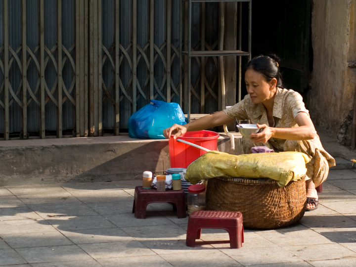 hanoi eating : Xoi seller